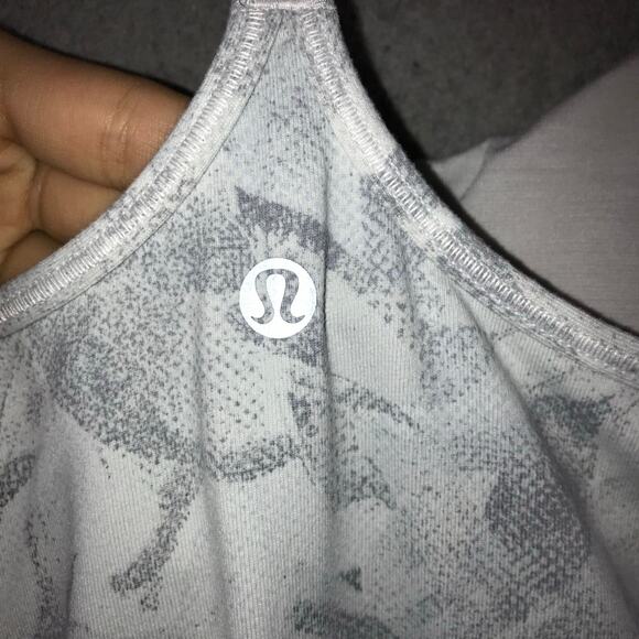 Lululemon Power Pose Tank Light Support A/B Size 6 Jasmine - Picture 3 of 10